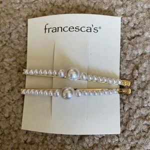 Imitation pearl barrettes, nwt